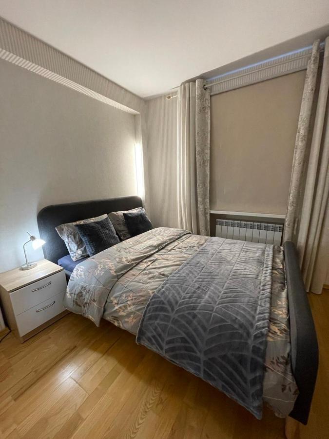 New Apartment With A View In The Town Center Narva Exterior photo